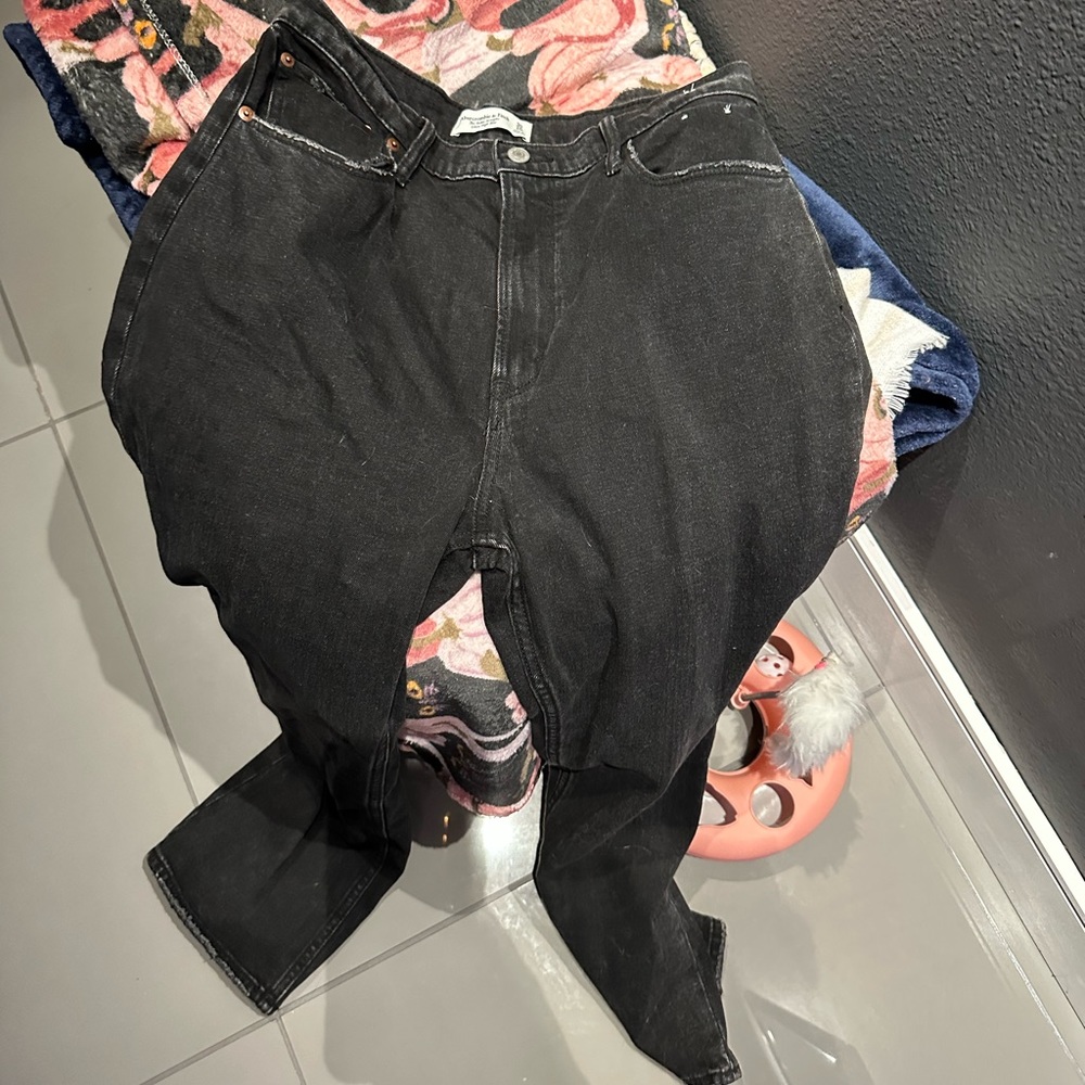 The Ankle Straight Ultra High Rise A&F Black Jeans size 10 NWT